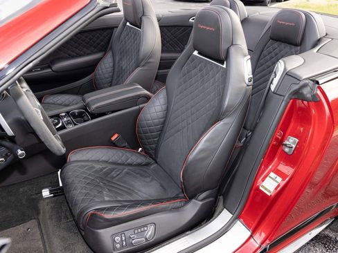 Used 2018 Bentley Continental GT Supersports image 27