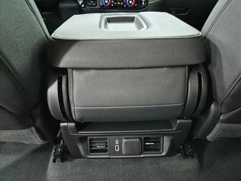 Used 2024 Chevrolet Silverado 2500 LTZ AWD/4WD image 16