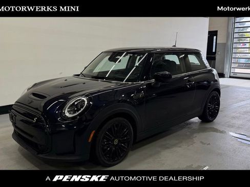 Certified 2024 MINI Cooper SE FWD image 1