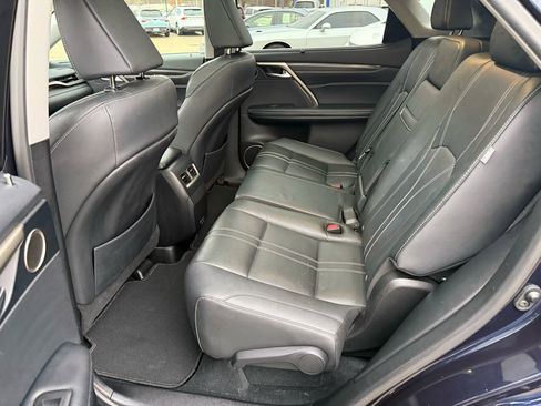 Used 2022 Lexus RX 450h AWD w/ Luxury Package image 18