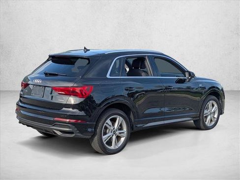 Certified 2023 Audi Q3 2.0T Premium Plus w/ Premium Plus Package AWD/4WD image 5