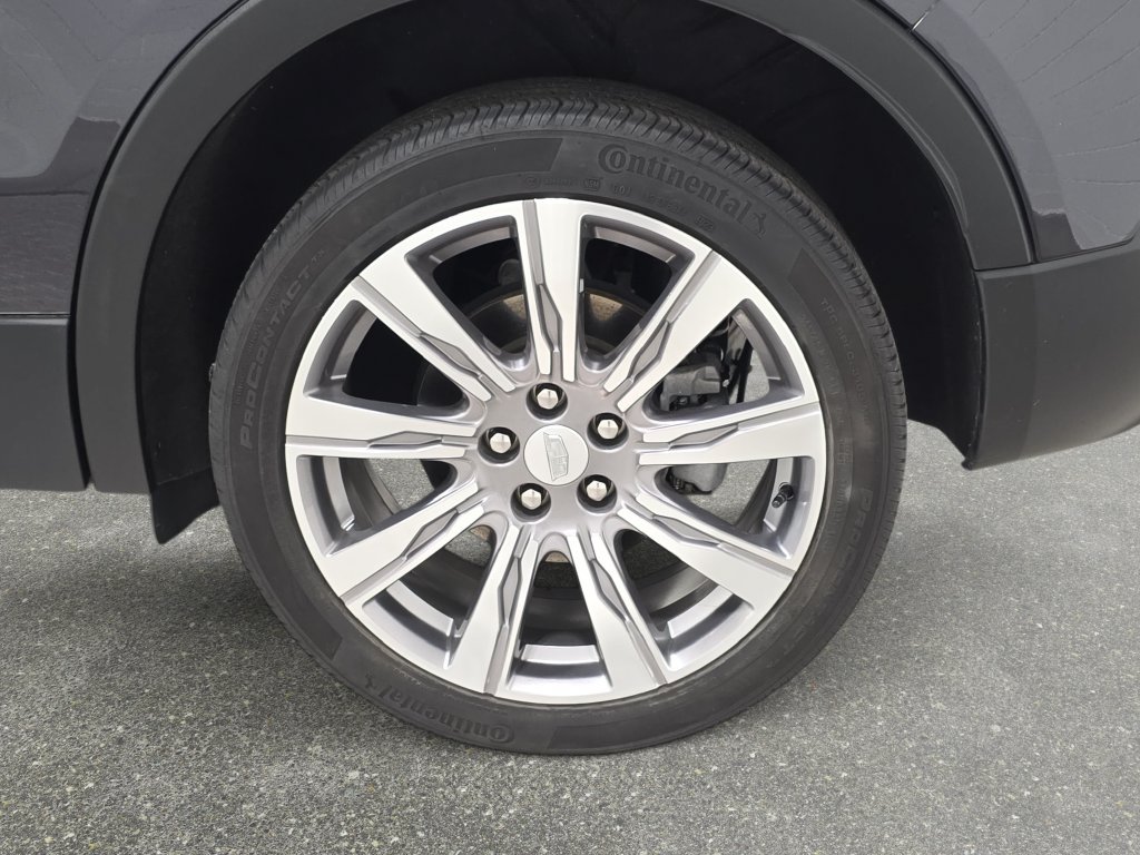Used 2023 Cadillac XT4 Premium Luxury w/ Cold Weather Package AWD/4WD image 30