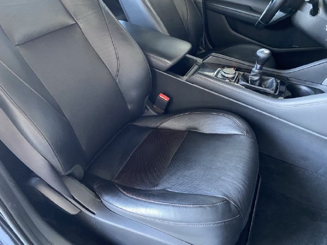 Used 2021 MAZDA MAZDA3 s FWD image 9