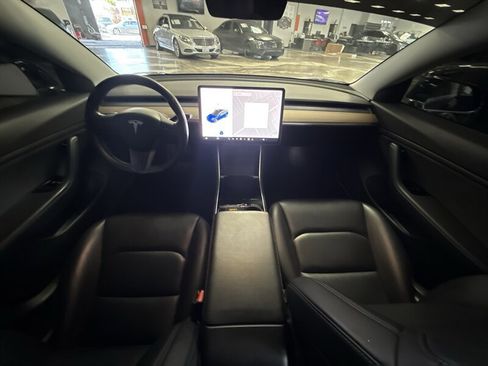 Used 2018 Tesla Model 3 Mid Range RWD image 18