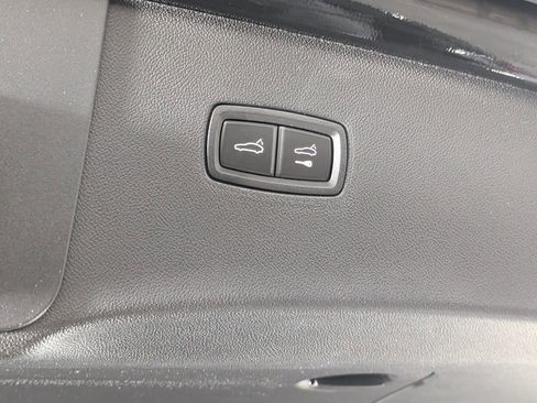 New 2026 Porsche Cayenne Coupe image 18