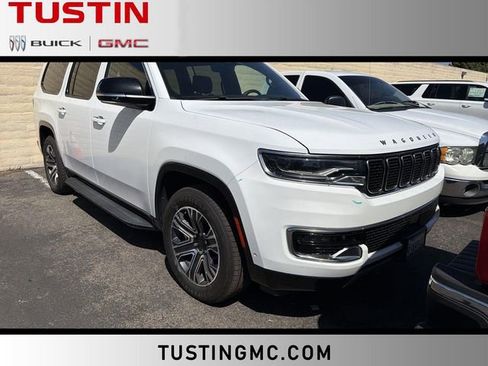 Used 2023 Jeep Wagoneer L Series II AWD/4WD image 1