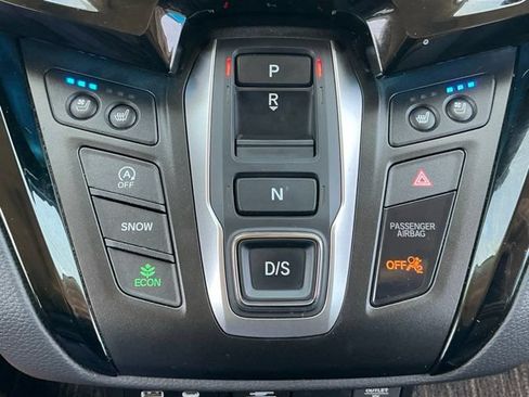 Used 2025 Honda Odyssey Elite image 16