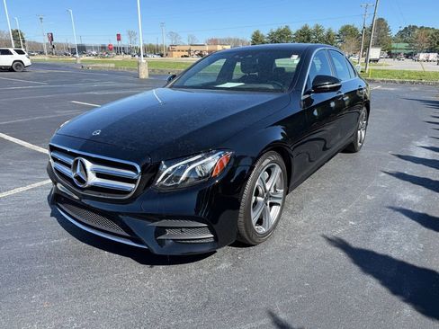 Used 2020 Mercedes-Benz E 350 Sedan image 6