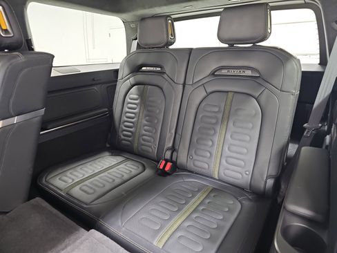 Used 2022 Rivian R1S Launch Edition image 22