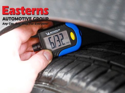 Used 2023 Kia Niro Wave w/ Wave Preserve Package image 27