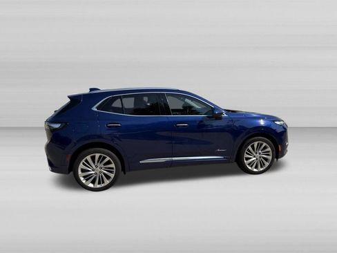 Used 2024 Buick Envision Avenir AWD/4WD image 4