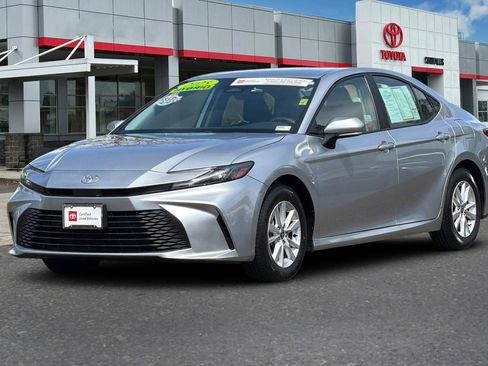 Certified 2025 Toyota Camry LE FWD image 8