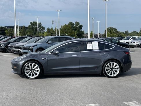 Used 2019 Tesla Model 3 Long Range image 4