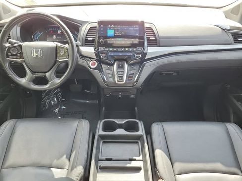 Certified 2024 Honda Odyssey Touring image 15