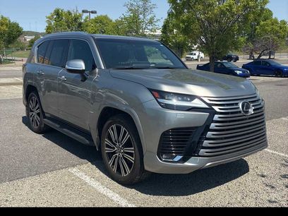 Used 2024 Lexus LX 600 4WD w/ Luxury Package