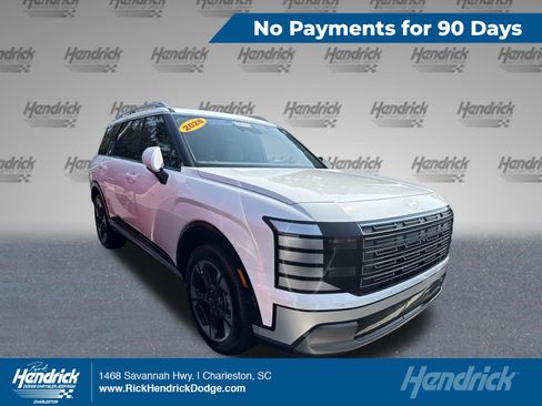 Used 2026 Hyundai Palisade Limited FWD image 1