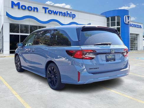 New 2026 Honda Odyssey Sport-L image 3