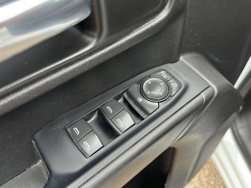 Used 2022 Chevrolet Silverado 1500 W/T w/ WT Value Package image 17