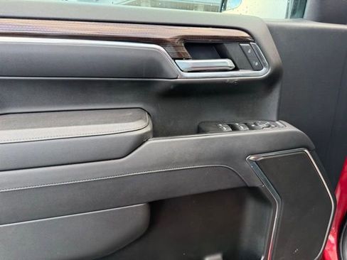 Used 2023 Chevrolet Silverado 1500 RST image 10