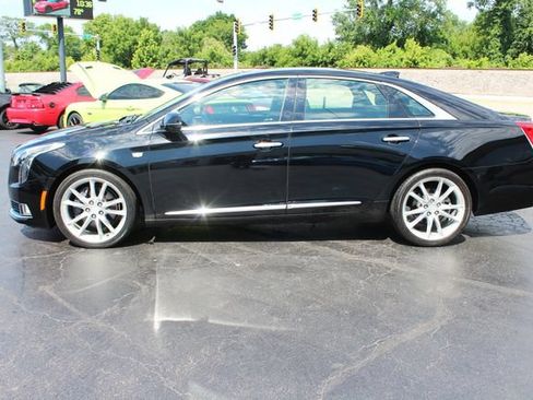 Used 2019 Cadillac XTS Premium Luxury FWD image 3