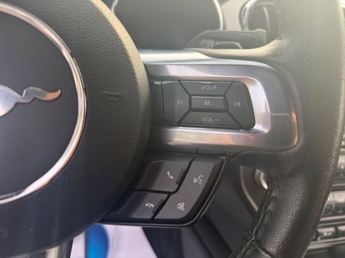 Used 2017 Ford Mustang GT RWD image 25
