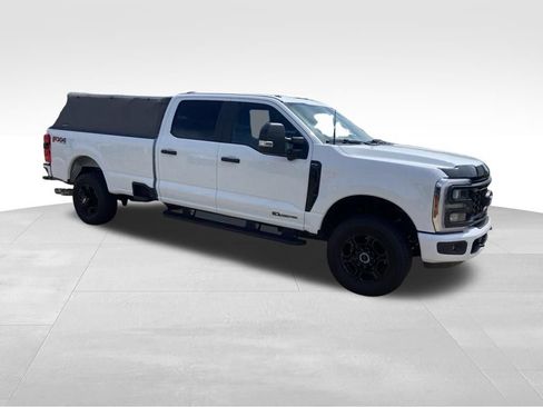 Used 2025 Ford F250 XL w/ STX Appearance Package AWD/4WD image 10
