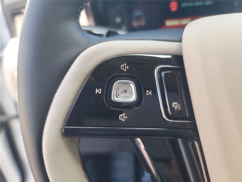 New 2026 Lincoln Corsair Premiere image 22