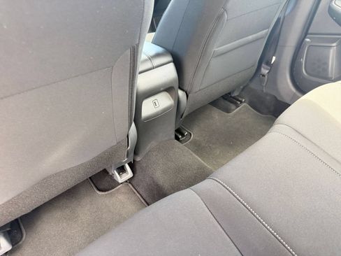 Used 2025 Nissan Sentra SV FWD image 22