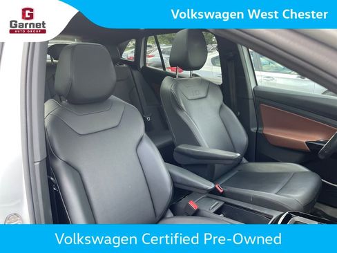 Used 2022 Volkswagen ID.4 Pro S w/ Gradient Package RWD image 15