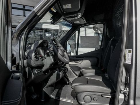 Used 2026 Mercedes-Benz Sprinter 2500 image 12