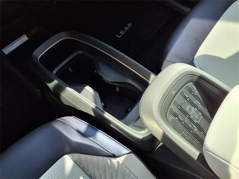 New 2026 Nissan Leaf Platinum+ w/ Cargo Package (Platinum+) image 17