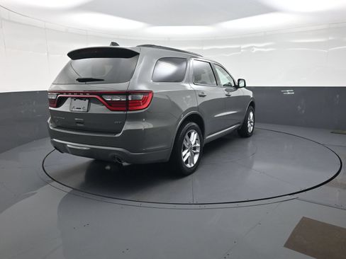 Used 2023 Dodge Durango GT AWD/4WD image 3