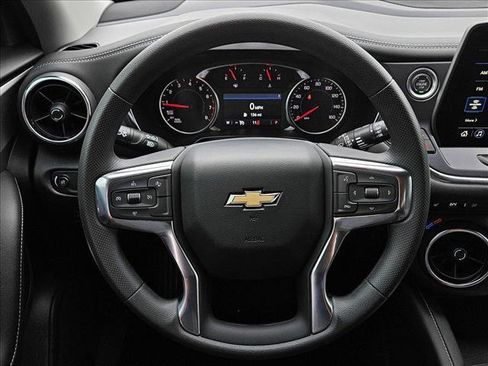 New 2025 Chevrolet Blazer LT w/ Driver Confidence Package image 11