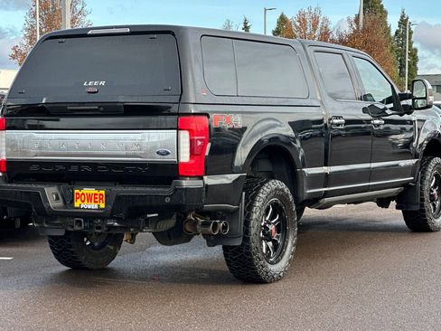 Used 2017 Ford F250 Platinum w/ Platinum Ultimate Package image 4