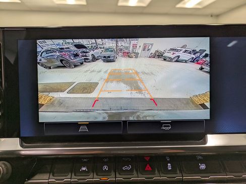 Used 2024 Chevrolet Silverado 1500 RST w/ Protection Package AWD/4WD image 13