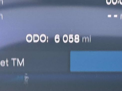 Certified 2026 Volvo XC60 B5 Ultra w/ Climate Package AWD/4WD image 24