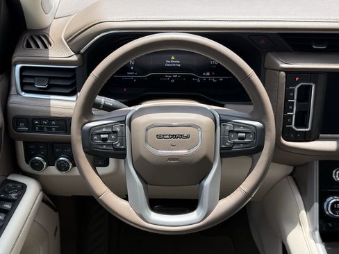 Used 2023 GMC Yukon XL Denali w/ Max Trailering Package AWD/4WD image 15