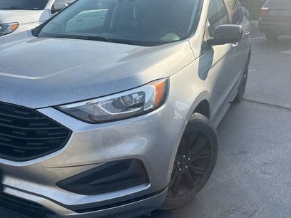 Used 2024 Ford Edge SE w/ Black Appearance Package