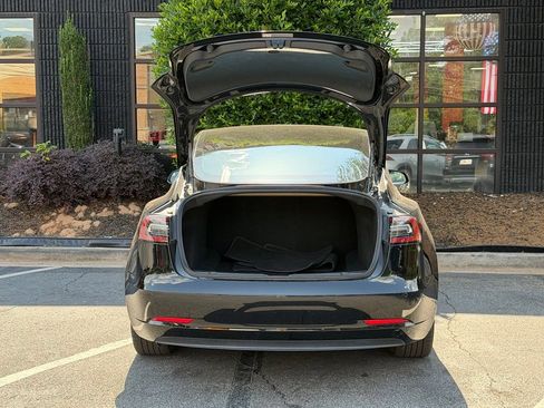 Used 2018 Tesla Model 3 Long Range RWD image 17