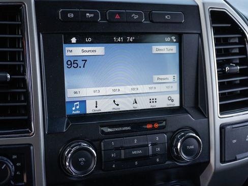 Used 2019 Ford F250 Lariat w/ Lariat Ultimate Package image 29