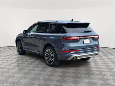 Used 2022 Lincoln Corsair AWD w/ Premium Package image 5