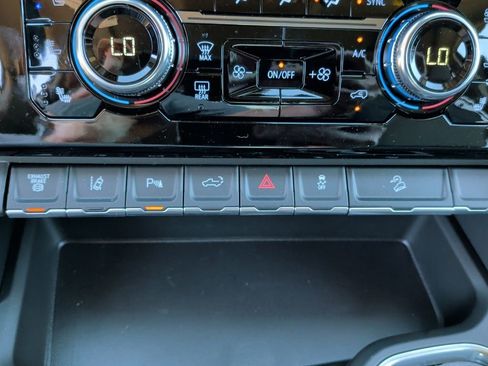 New 2026 GMC Sierra 2500 Denali w/ Denali Reserve Package image 30