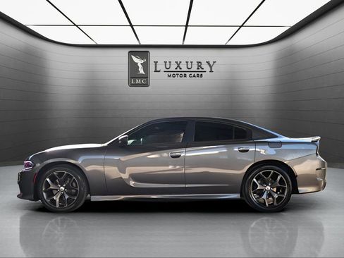 Used 2019 Dodge Charger R/T image 5