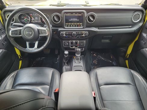 Used 2022 Jeep Wrangler Unlimited Sahara 4xe image 15