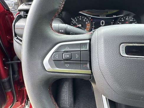 Used 2025 Jeep Compass Trailhawk AWD/4WD image 27