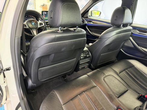 Used 2021 BMW 530i xDrive w/ M Sport Package AWD/4WD image 22