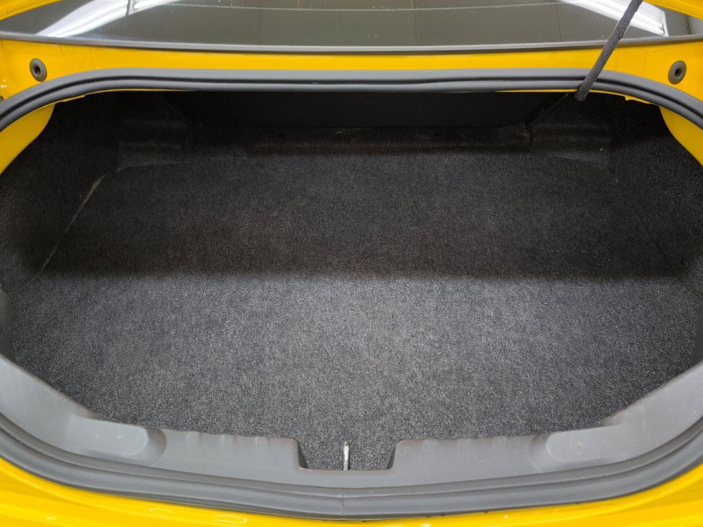 Used 2010 Chevrolet Camaro SS w/ LPO, Ground Effects Package RWD image 23