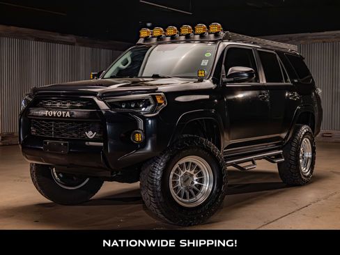 Used 2019 Toyota 4Runner SR5 RWD image 4
