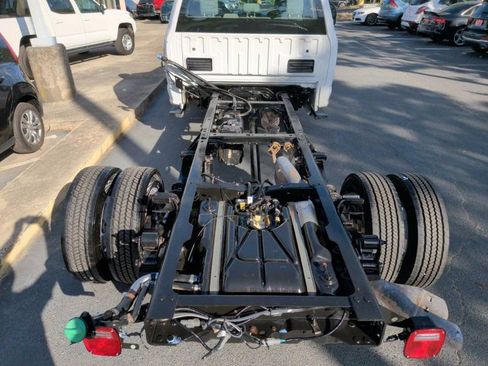 Used 2019 Ford F550 4x4 SuperCab Super Duty image 14