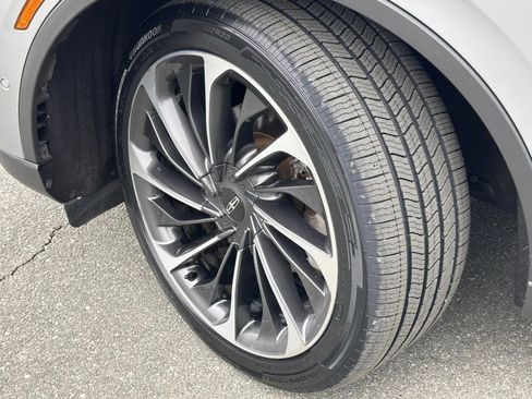 Used 2020 Lincoln Aviator Reserve w/ Equipment Group 202A image 39